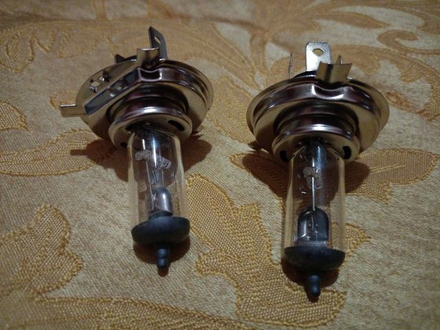 2 Lampadine H4 alogene