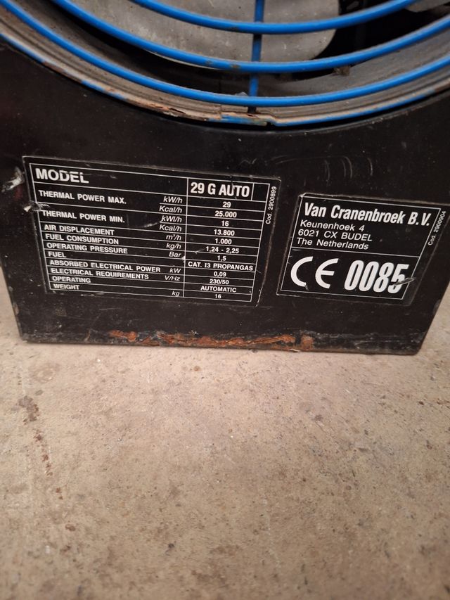 Calefactor aire caliente eléctrico y gas