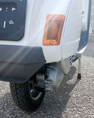 Vespa 50
