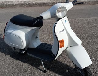 Vespa 50