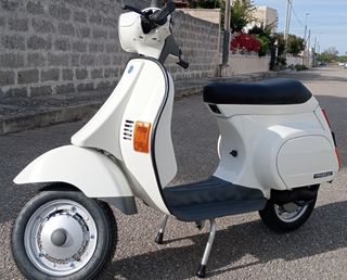 Vespa 50