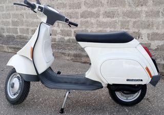 Vespa 50