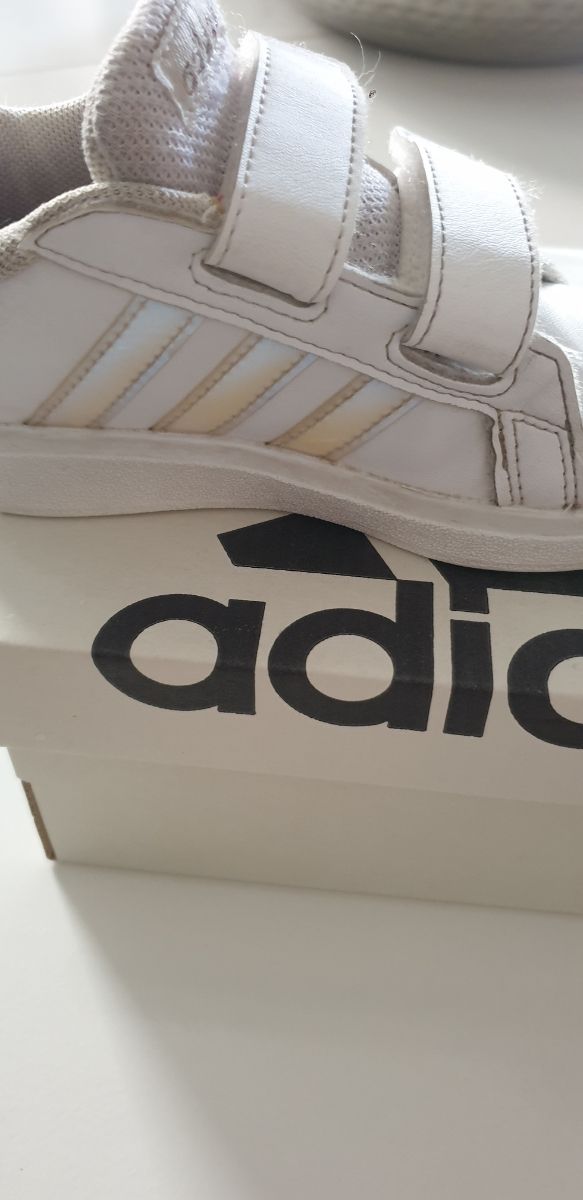 Scarpe bimba Adidas n 24