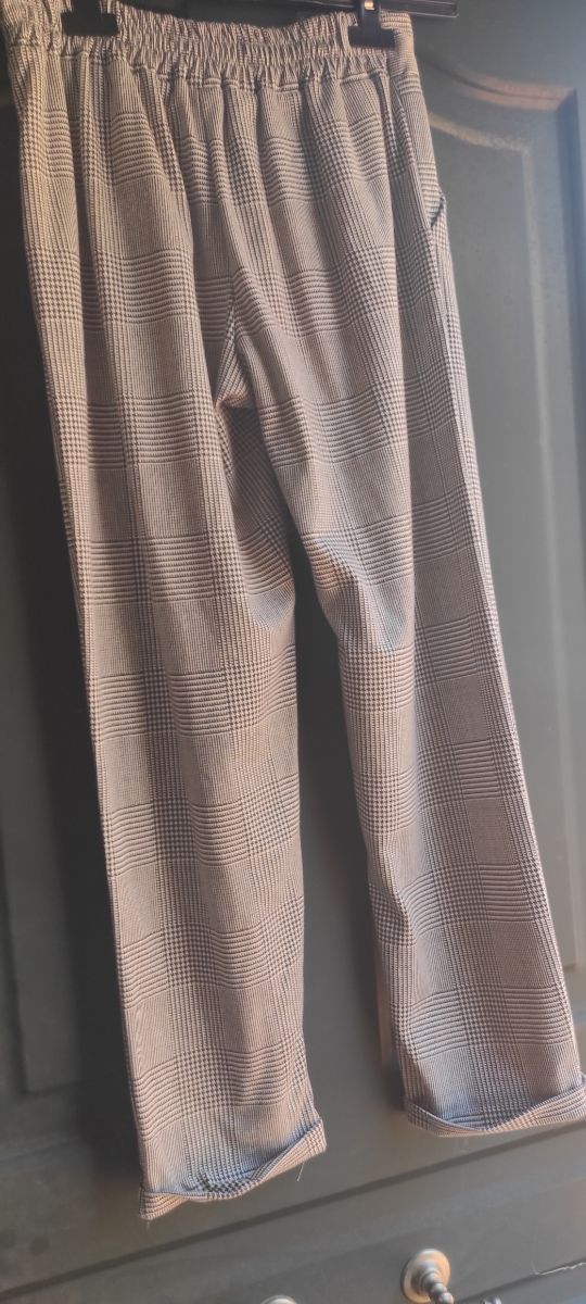 Pantalón tipo caballero