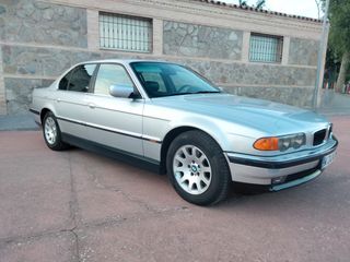 BMW Serie 7 2000