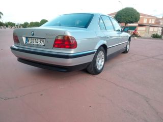 BMW Serie 7 2000
