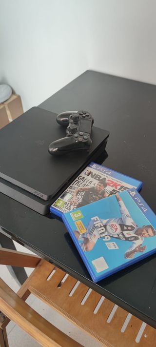 PS4 Slim 1TB