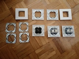 Caja empalme, enchufe simon, 2 interruptores doble