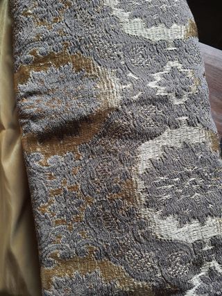 Copriletto damascato sartoriale