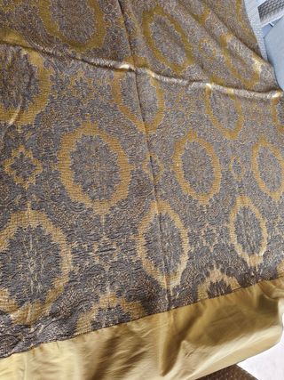 Copriletto damascato sartoriale