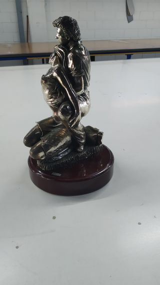 Escultura / figura decorativa
