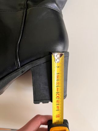 Botas altas negras