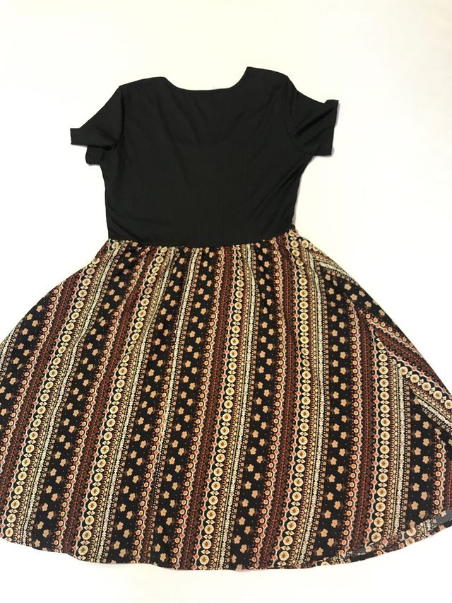 Abito svasato da donna