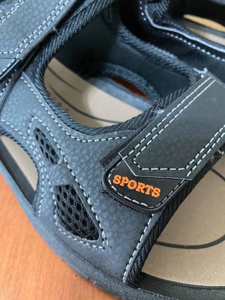 Sandali uomo con strappo nero 42 nuovi