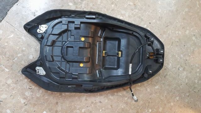 Asiento Tmax 530 DX 2019