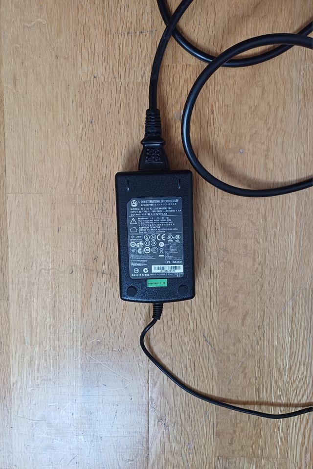 Adaptador LSE9901B1260 50/60Hz