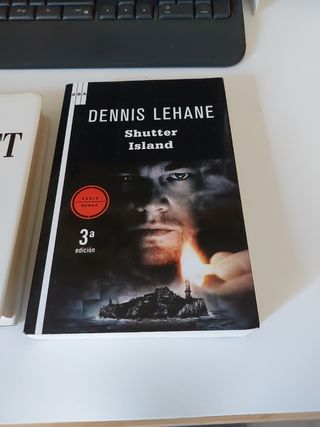 Libros: Shutter Island, En el blanco, ..