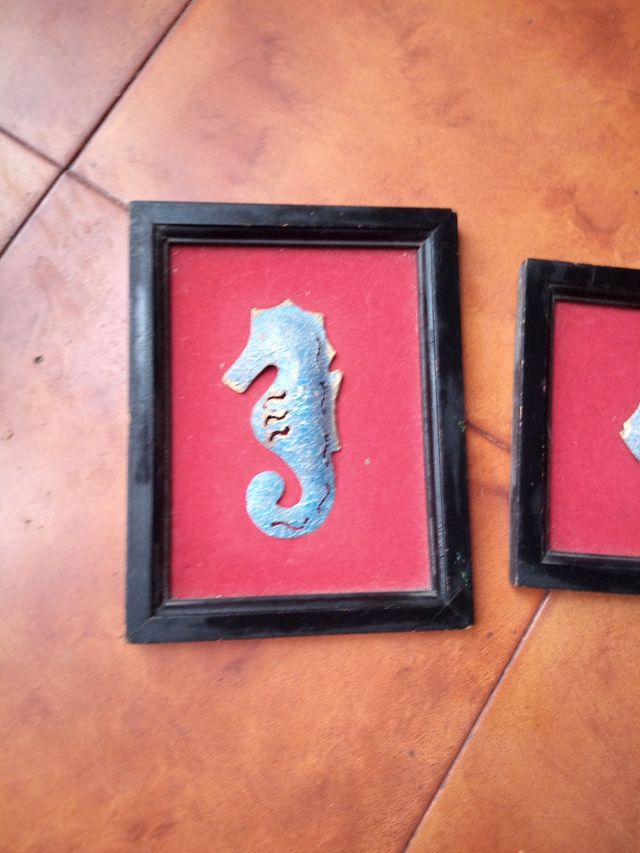 Quadretti con sculture 