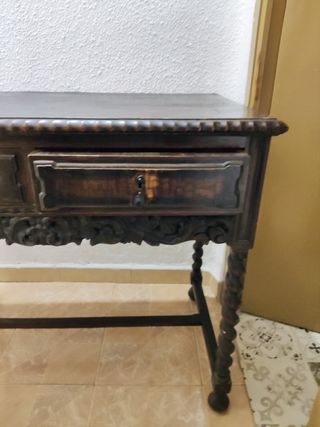 Mesa de 90 cm antigua con cajones Madera maciza