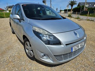 Renault Grand Scenic 2011