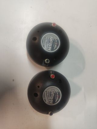 Agudos. Motores . trompetas. Tweeter