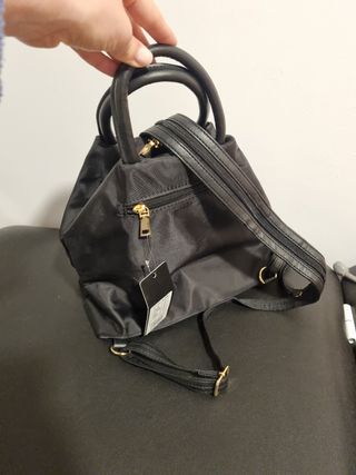 Mochila negra
