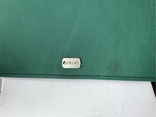 Porta bufandas/ corbatas/ pañuelos . Viaje. Delsey