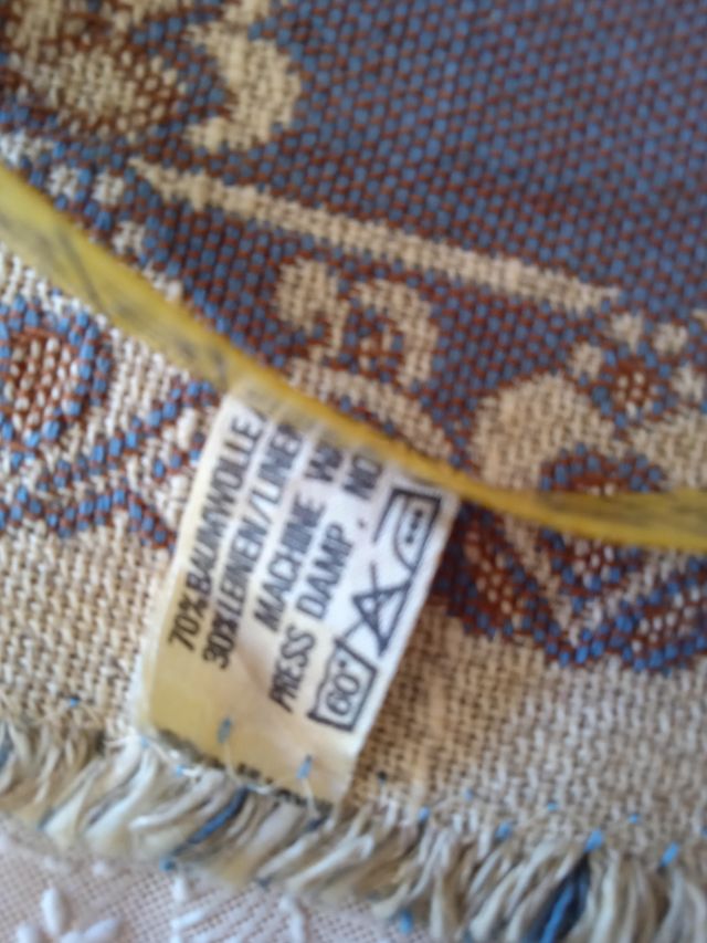 Tapiz antiguo rebersible