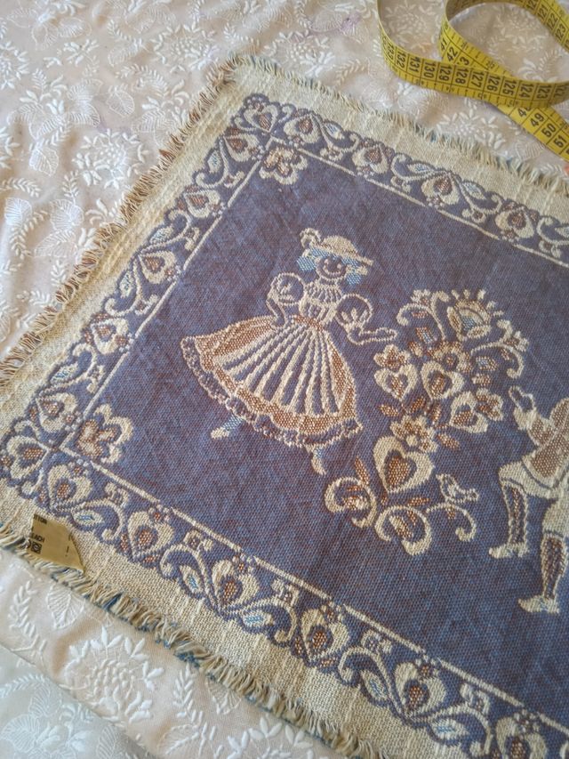 Tapiz antiguo rebersible