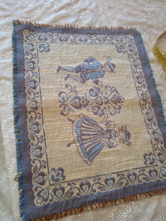 Tapiz antiguo rebersible