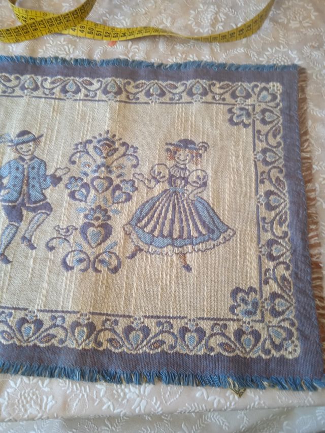 Tapiz antiguo rebersible