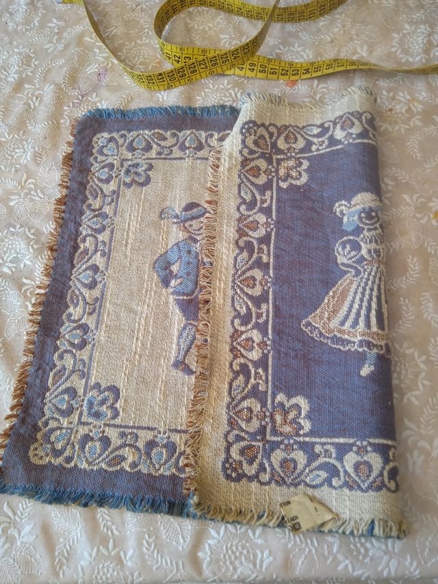 Tapiz antiguo rebersible