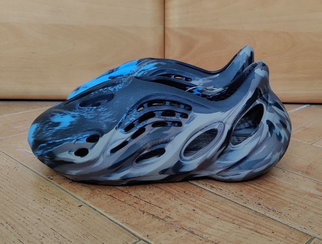 Adidas Yeezy Foam Runner