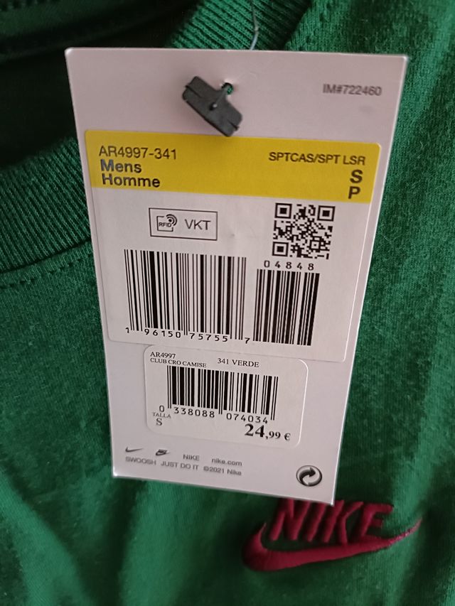 Camiseta Nike verde manga corta 
