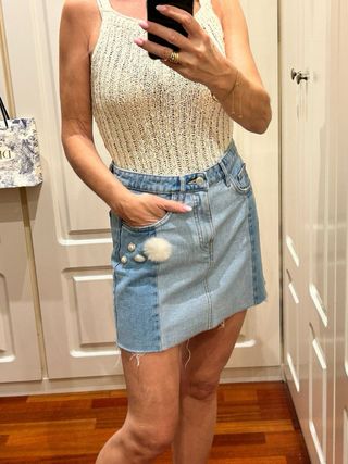 Mini falda vaquera perlas Zara