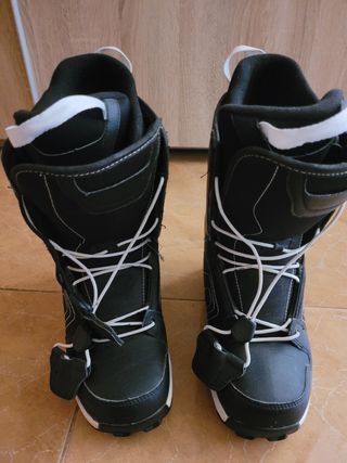 Botas snow talla 37 a estrenar.