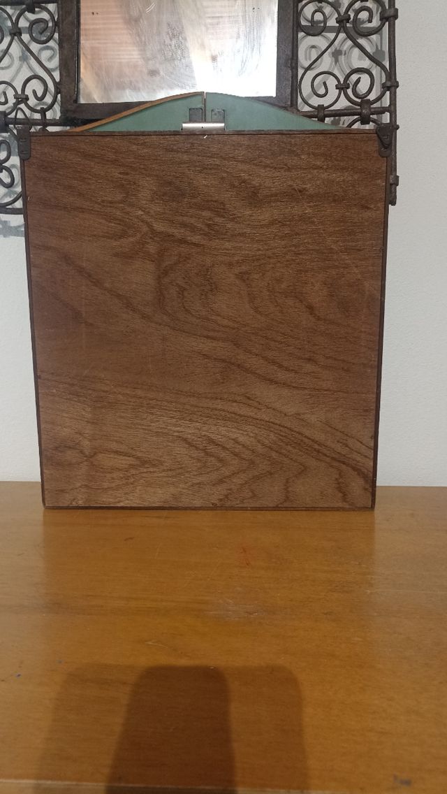 Juego de dardos con caja madera
