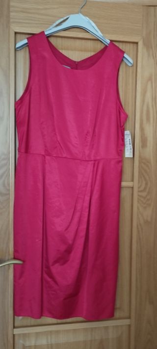 Vestido y chaqueta rojo
