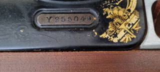 Maquina de Coser Singer con mueble