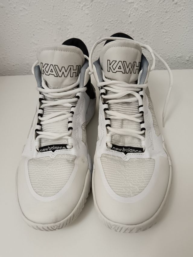 Zapatos Kawhi la talla 42.5
