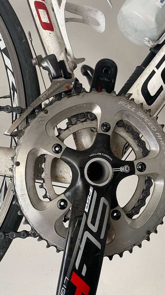 Bici Cannondale Caad10 accessori Prezzo Trattabile