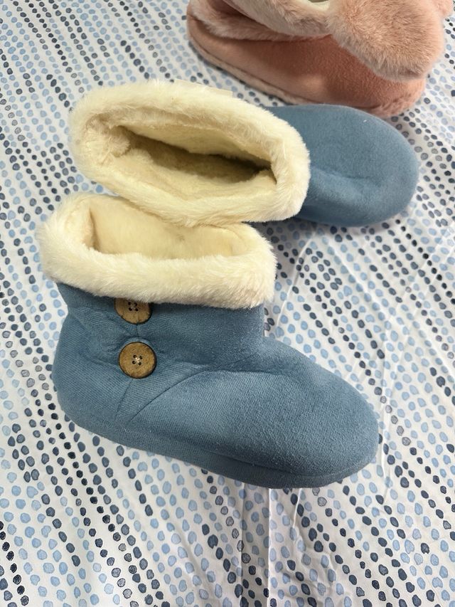 2 pares de zapatillas de estar por cas 36