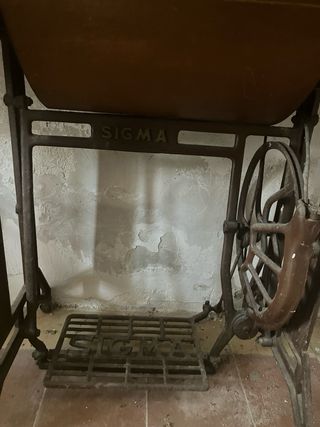Maquina coser antigua Sigma