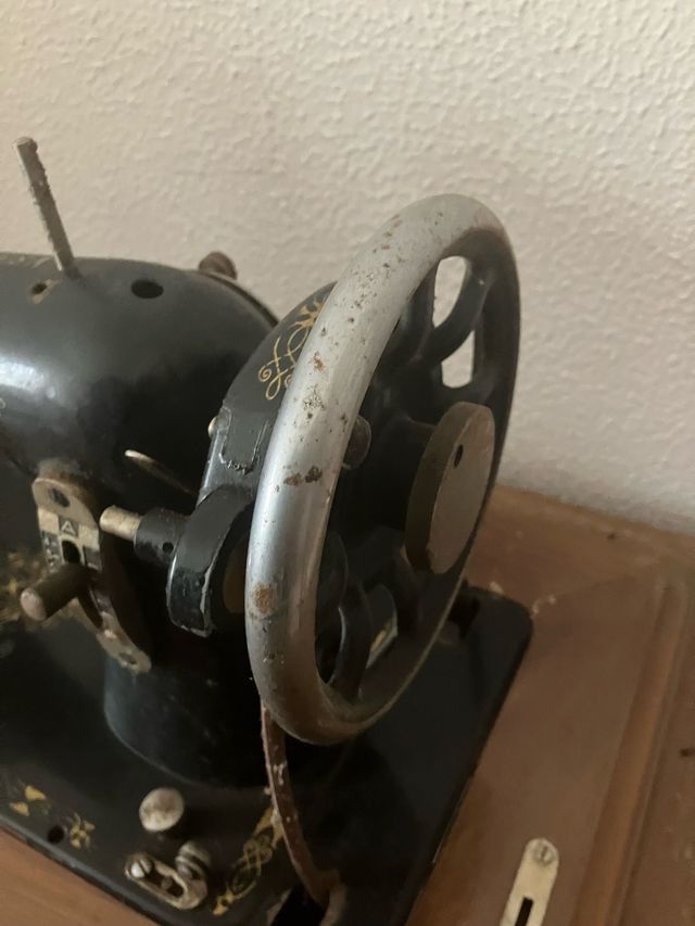 Maquina coser antigua Sigma
