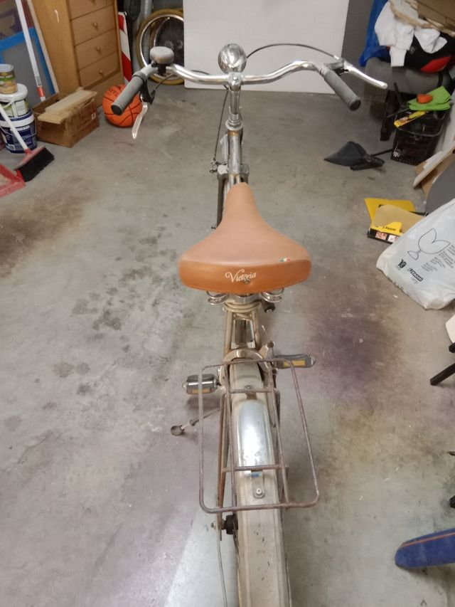 Gac antigua bicicleta