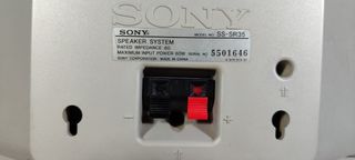 Altavoces SONY SS-SR35