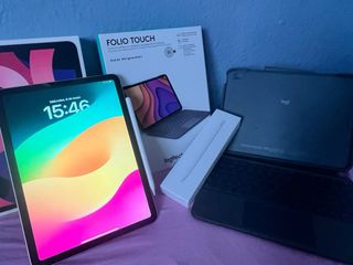 IPAD AIR 4 + APPLE PENCIL 2Gen + Logi. folio