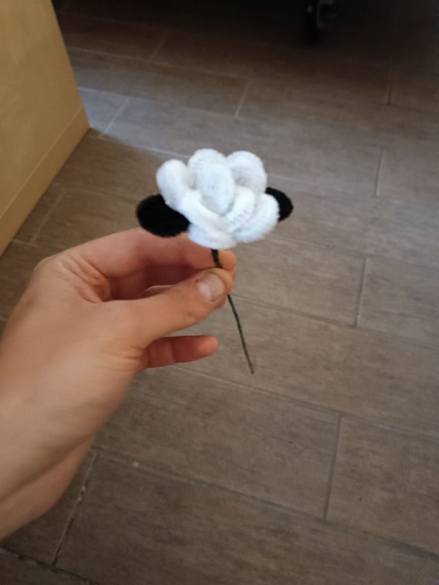 10 Fiori realizzati a mano