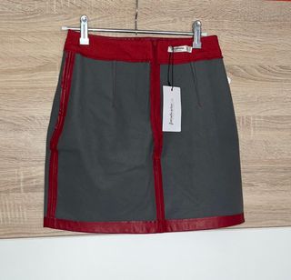 Falda de cuero Stradivarius