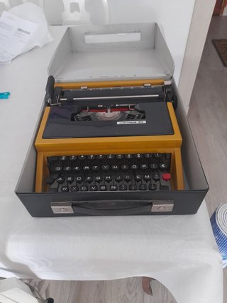 Máquina de escribir Underwood 315